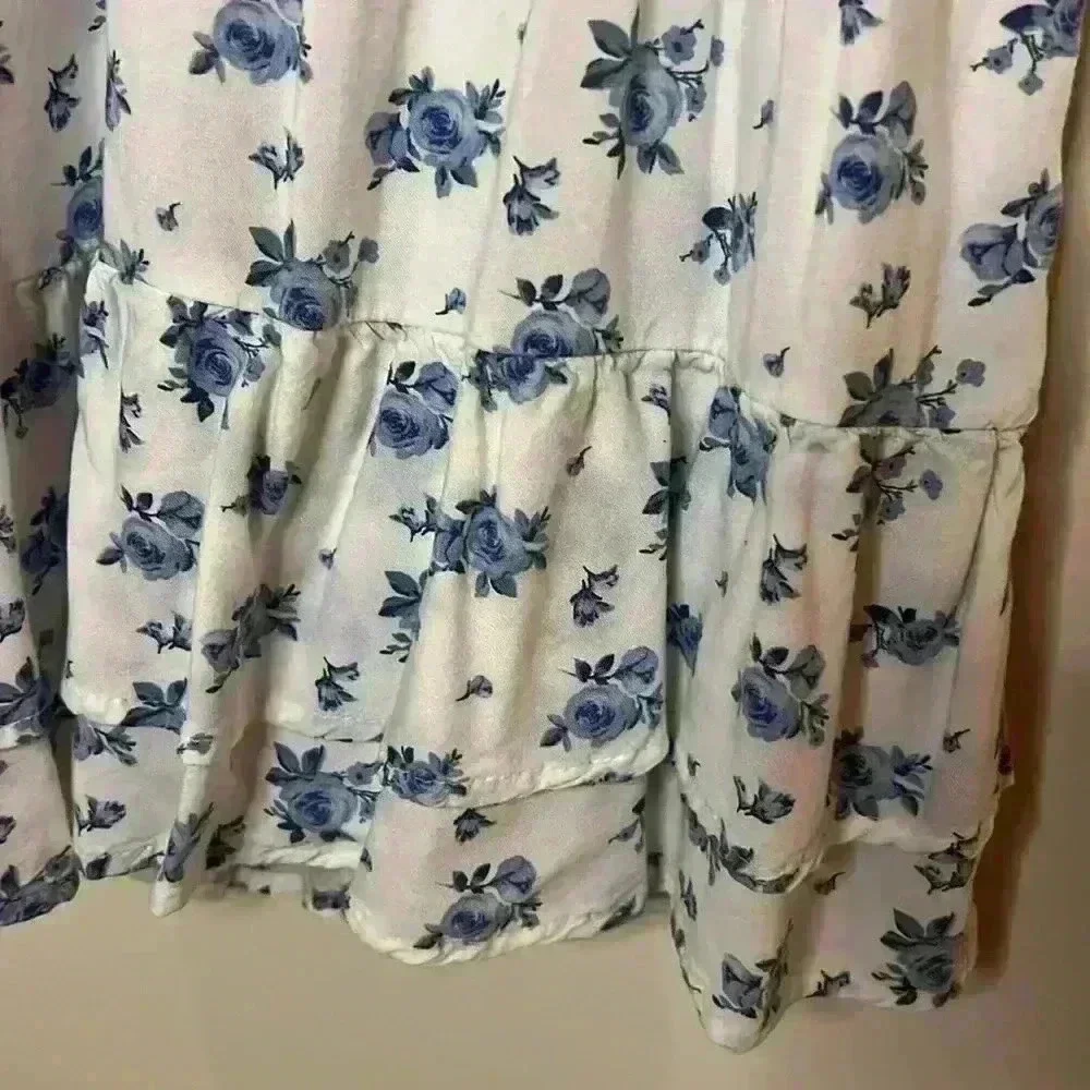 Hollister Floral Tie Back Dress - Picture 4 of 8